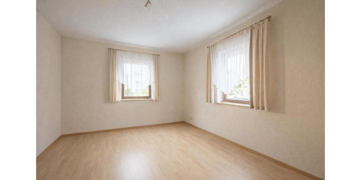 Einfamilienhaus Delitzsch - 5 Zimmer, 140 m&sup2;, 1.650&euro; | Angebot:25791678