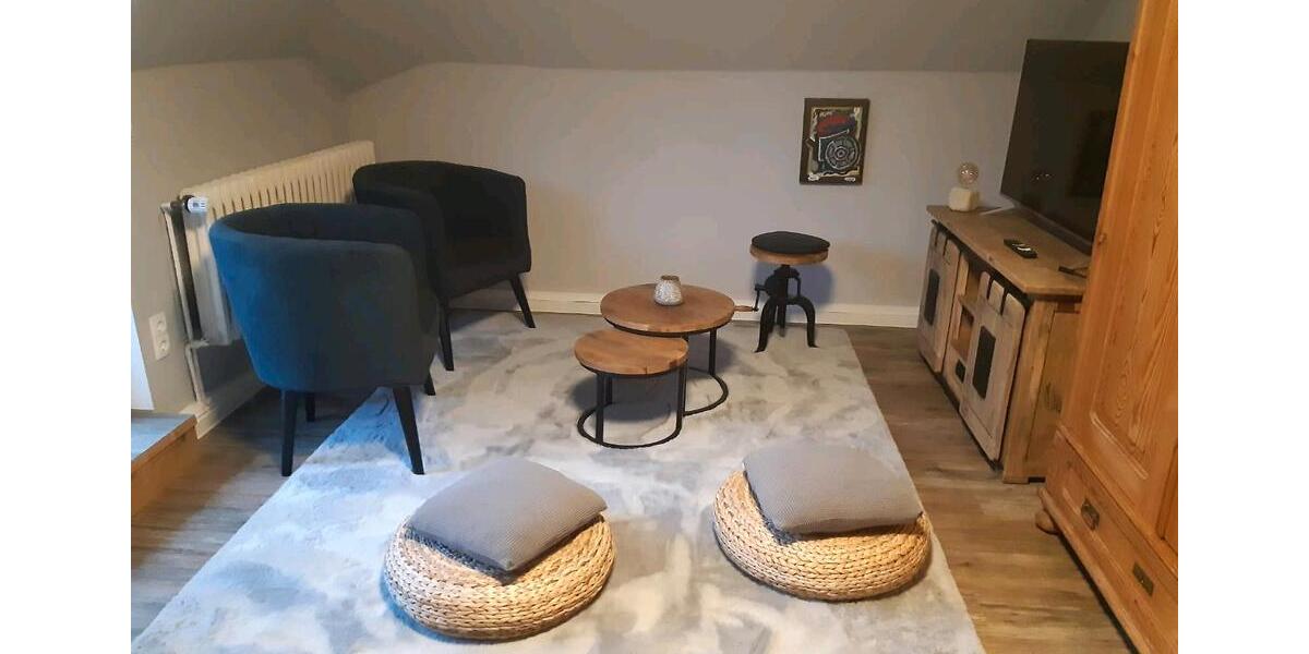 Dachgeschoßwohnung Bonn Bad Godesberg - 3 Zimmer, 63 m&sup2;, 830&euro; | Angebot:24851501