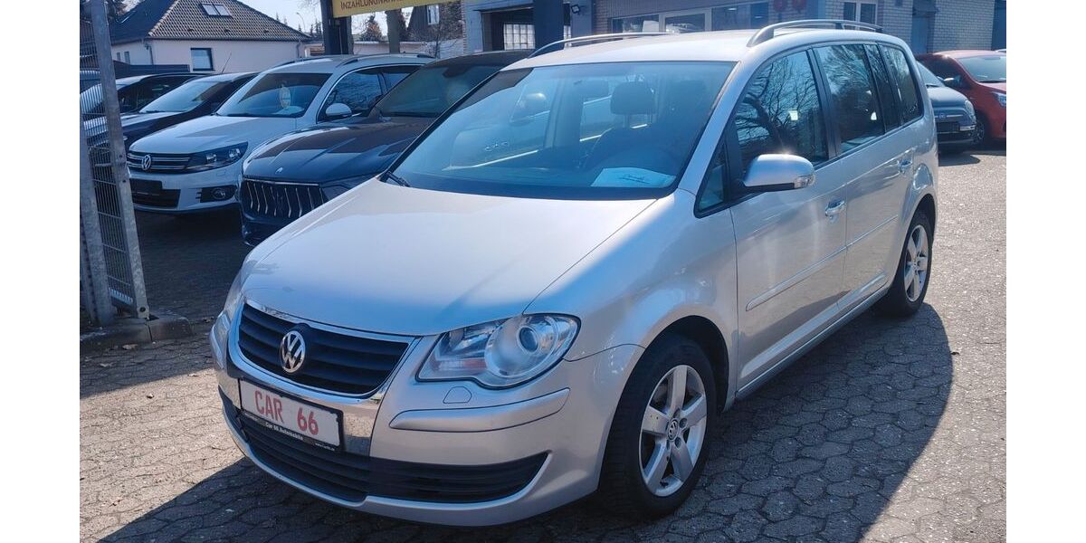 VW Touran 195.300 km 5.490 &euro; Buxtehude 21614