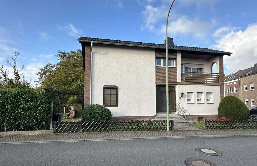 Haus zum Kaufen in Düren 255.000 € 89 m²