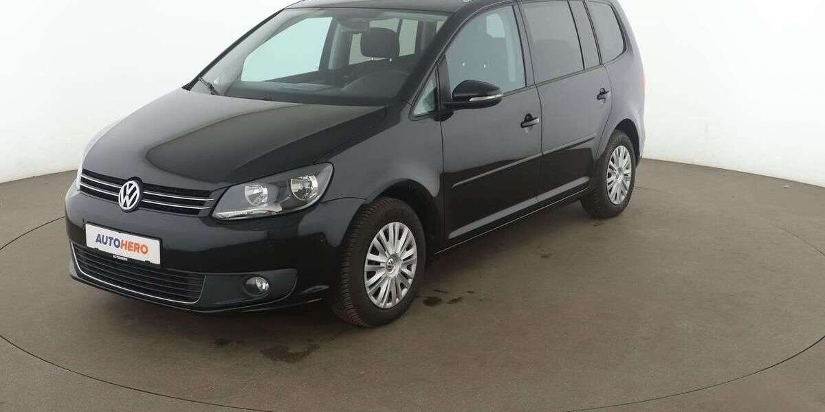 VW Touran 116.488 km 14.810 &euro; Stuttgart 70195