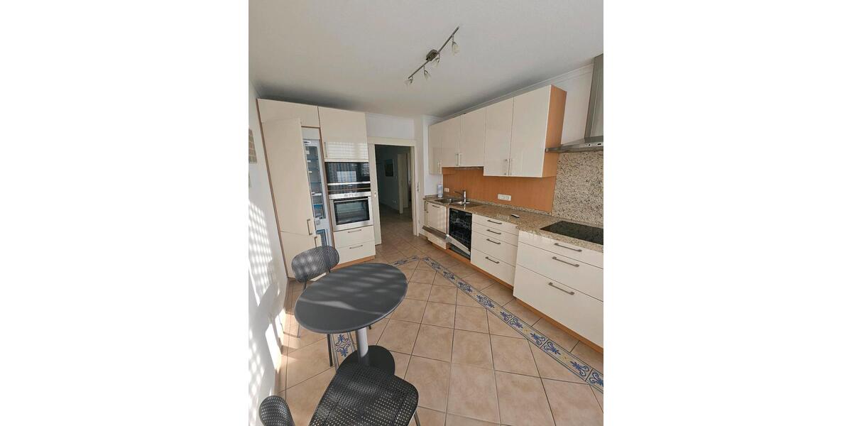 Dachgeschoßwohnung München Am Riesenfeld - 2 Zimmer, 80 m&sup2;, 1.850&euro; | Angebot:24864255