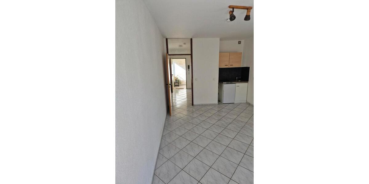 Etagenwohnung Trier - 1 Zimmer, 30 m&sup2;, 390&euro; | Angebot:26408074