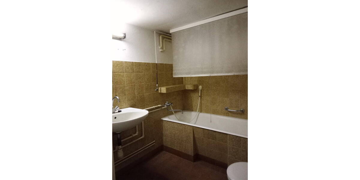 Bauernhaus, Landhaus Urbach - 1 Zimmer, 170 m&sup2;, 90.000&euro; | Angebot:25994798