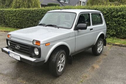 Lada Niva 78.770 km 10.600 &euro; Königswartha 02699