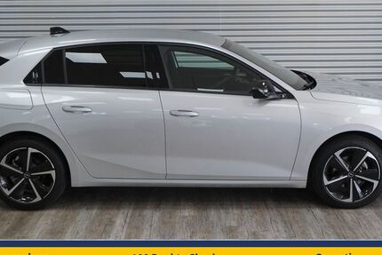 Opel Astra 8.900 km 22.890 € Gau-Bickelheim 55599