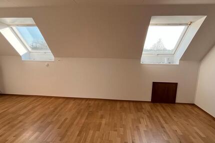Wohnung Voerde (Niederrhein) - 3.5 Zimmer, 98 m&sup2;, 750&euro; | Angebot:24829747