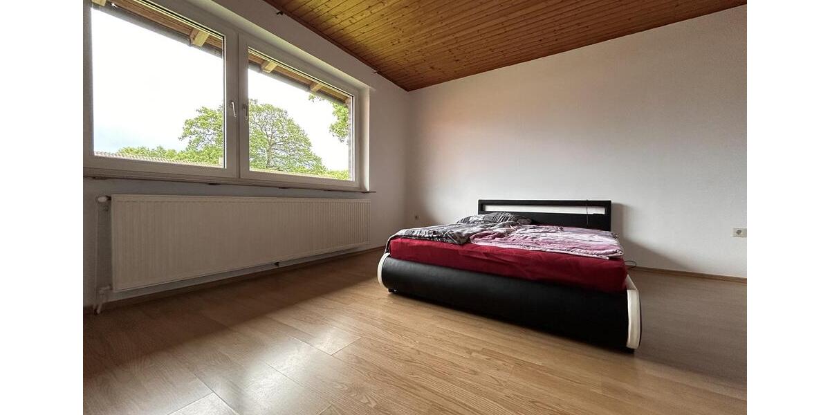 Etagenwohnung Goldenstedt - 4 Zimmer, 110 m&sup2;, 800&euro; | Angebot:26717573