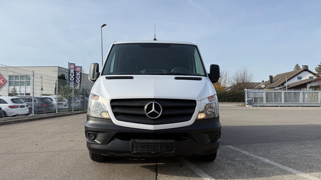 Mercedes-Benz Sprinter 217.000 km 14.990 &euro; Meckenbeuren 88074