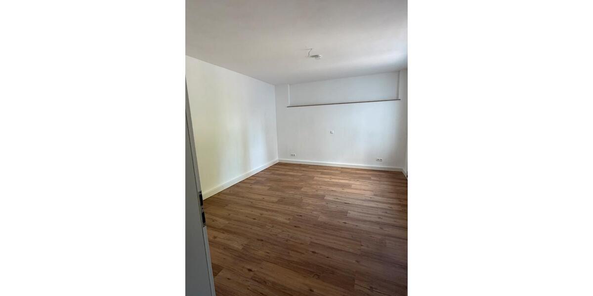 Erdgeschoßwohnung Düsseldorf Stadtbezirk 8 - 2.5 Zimmer, 61 m&sup2;, 850&euro; | Angebot:26308363