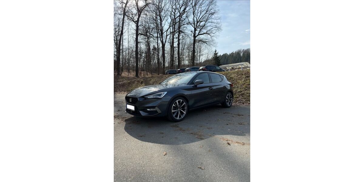Seat Leon 86.700 km 18.300 &euro; Zschopau 09405