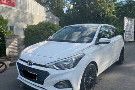 Hyundai i20 50.000 km 12.000 € Hamm 59065