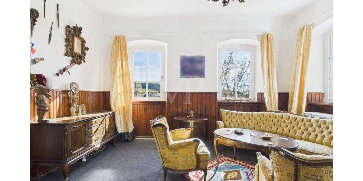 Mehrfamilienhaus, Wohnhaus Strahlungen - 6 Zimmer, 210 m&sup2;, 349.000&euro; | Angebot:25665662