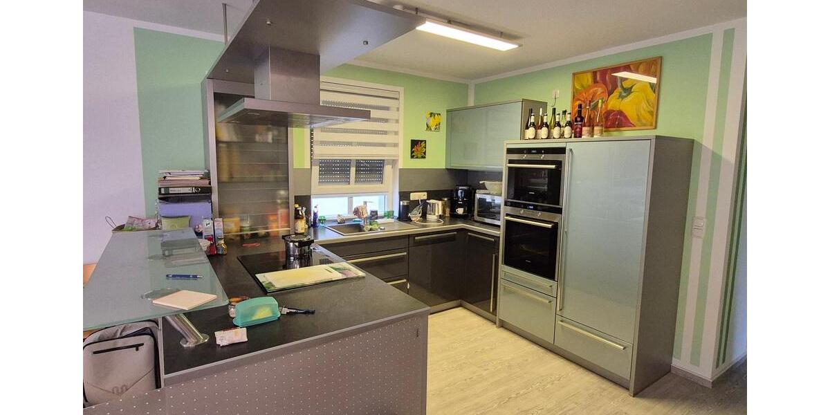 Schöne 3-Zimmer-Wohnung mit 2 Balkonen in Höchberg zimmer