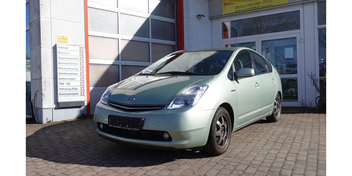 Toyota Prius 205.176 km 3.900 &euro; Dahlwitz Hoppegarten 15366