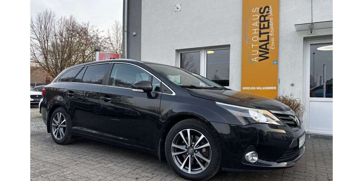 Toyota Avensis 93.904 km 16.885 &euro; Stockelsdorf 23617