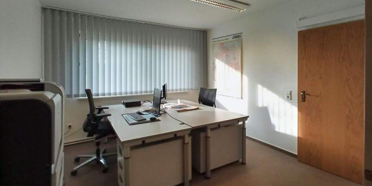 Attraktive Lagerhalle mit Büroanbau in Vellmar zimmer