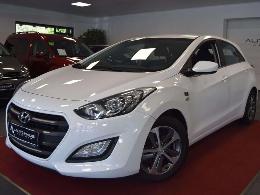i30