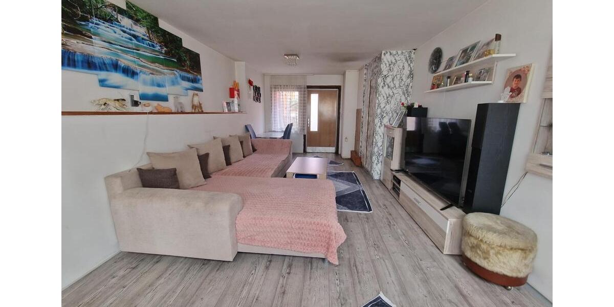Einfamilienhaus Elgersburg - 6 Zimmer, 100 m&sup2;, 125.000&euro; | Angebot:26407212