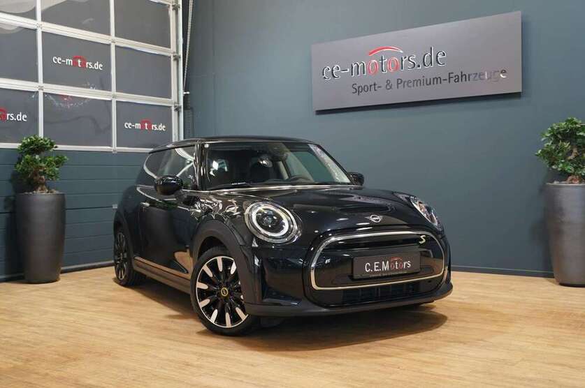 Cooper SE