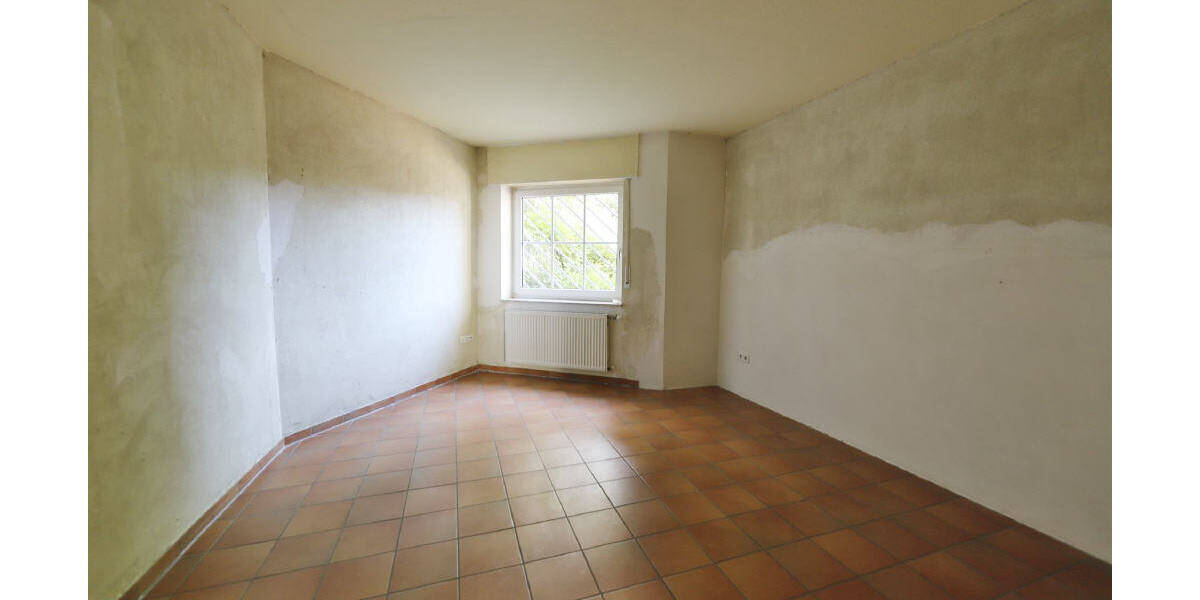 Etagenwohnung Lage - 2 Zimmer, 68 m&sup2;, 95.000&euro; | Angebot:26751736