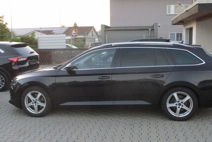 Skoda Superb 147.445 km 15.999 &euro; Babenhausen 64832