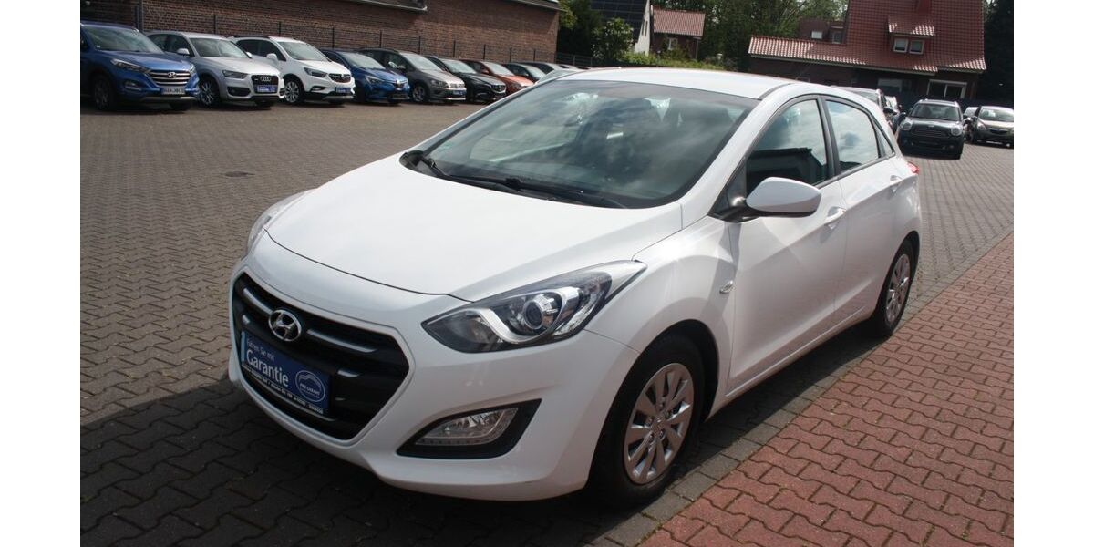 Hyundai i30 119.000 km 7.400 &euro; Hamm 59073