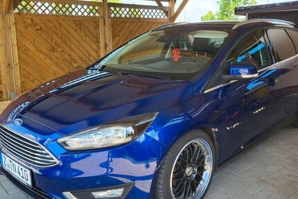 Ford Focus 224.900 km 4.799 &euro; Neukirchen/ Pleiße 08459
