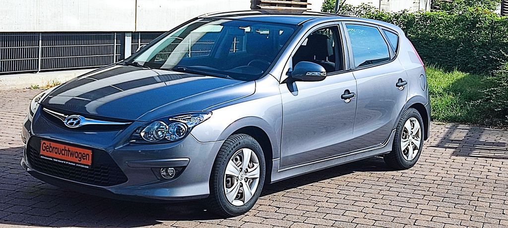 Hyundai i30 97.000 km 4.350 &euro; Sinsheim 74889