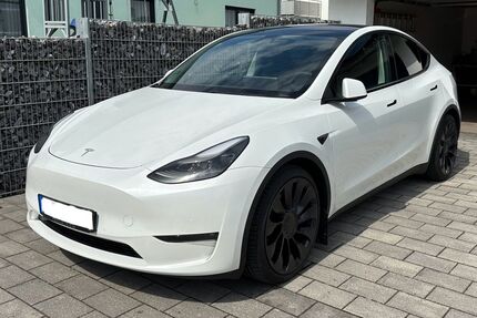 Tesla Model Y 65.000 km 36.500 € Otzing 94563