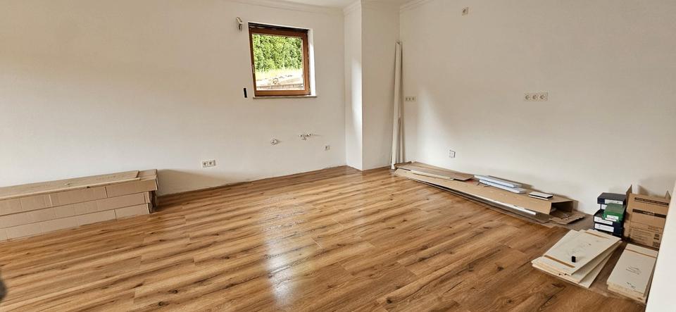 Erdgeschoßwohnung Dillenburg Manderbach - 2 Zimmer, 90 m&sup2;, 229.000&euro; | Angebot:26425213
