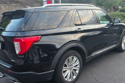 Ford Explorer 153.000 km 35.100 &euro; Aarbergen 65326