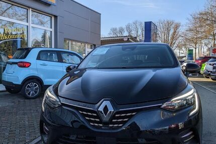 Renault Clio 11.500 km 15.900 &euro; Schneeberg 08289