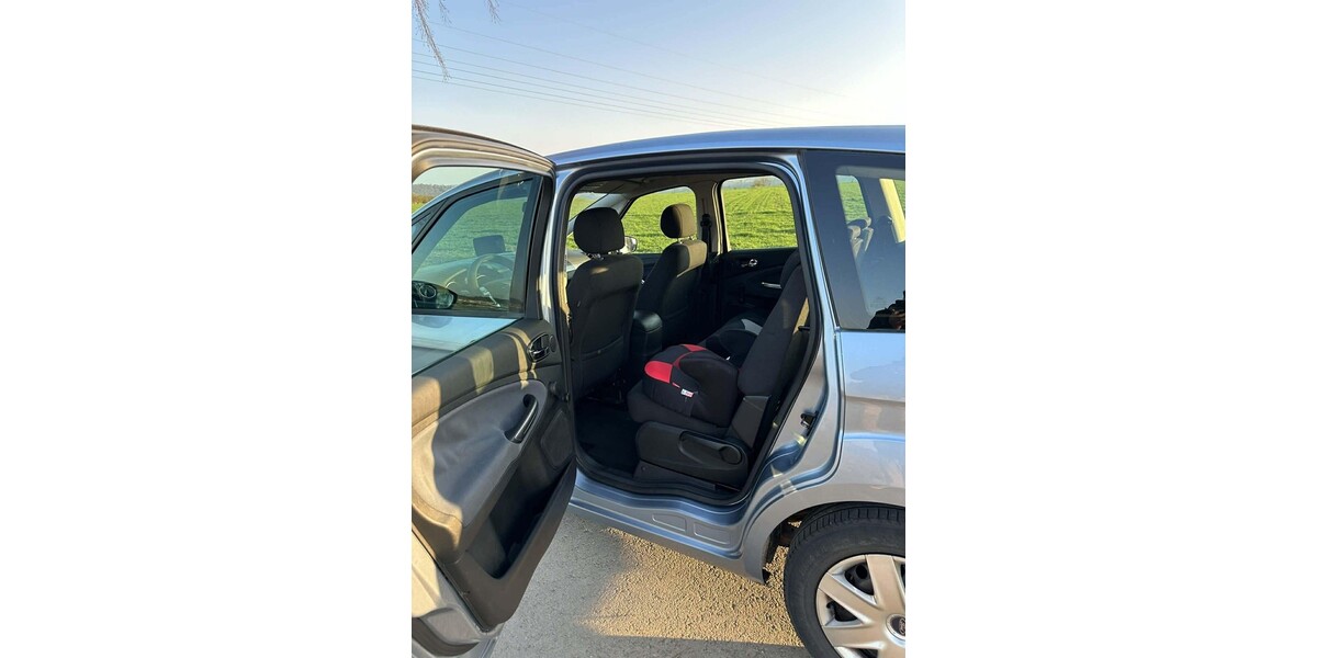 Ford S-Max 262.000 km 2.800 &euro; Medebach 59964