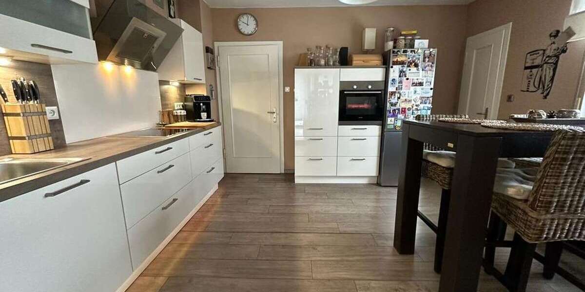Etagenwohnung Gummersbach - 4 Zimmer, 107 m&sup2;, 250.500&euro; | Angebot:25972945
