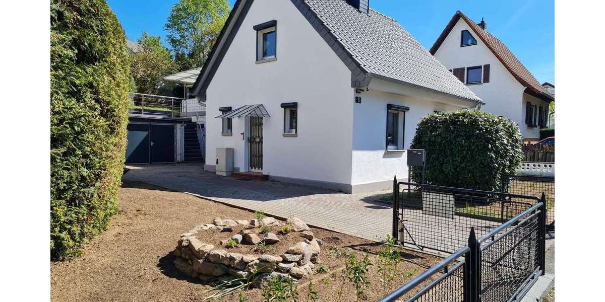 Einfamilienhaus Gelnhausen - 4 Zimmer, 180 m&sup2;, 2.050&euro; | Angebot:27336526