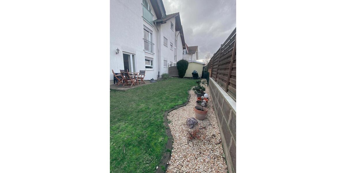 Gepflegte Erdgeschosswohnung mit BalkonTerrasse und Gartenanteil 3 zimmer