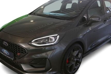 Ford Fiesta 22.331 km 21.980 &euro; Braubach 56338