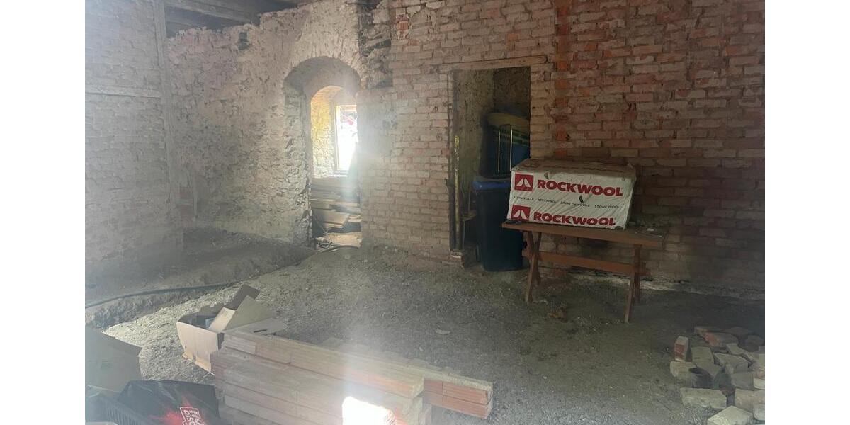 Einfamilienhaus Roßwein - 8 Zimmer, 160 m&sup2;, 150.000&euro; | Angebot:26426951