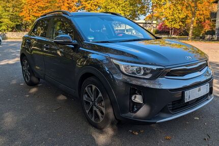Kia Stonic 52.700 km 13.300 € Wuppertal 42329