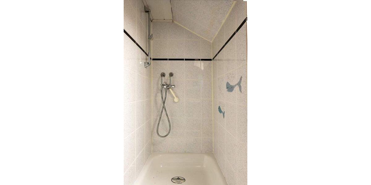 Einfamilienhaus mit Einlieger, Garage, Doppel-Carport und schönem Garten 7 zimmer