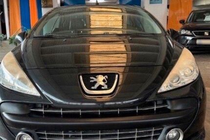 Peugeot 207 152.000 km 3.000 &euro; Bremerhaven 27568