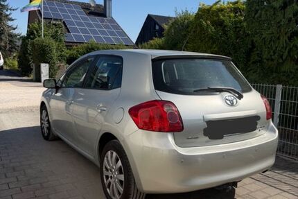 Toyota Auris 193.000 km 3.500 &euro; Schwabach 91126