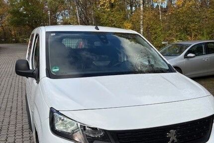 Peugeot Partner 151.436 km 7.800 € Grasbrunn 85630