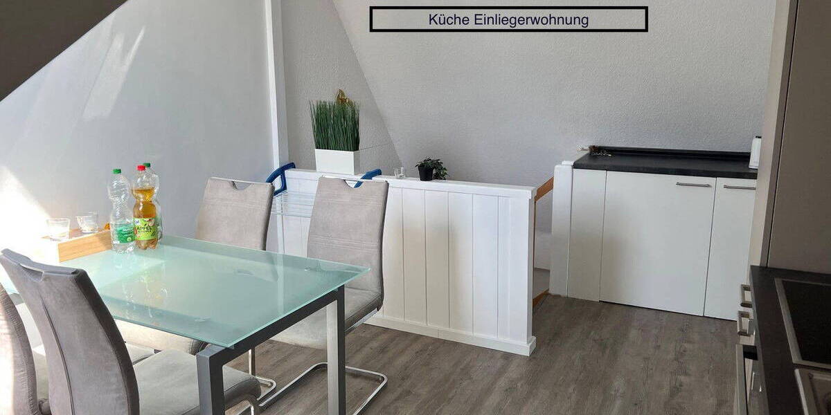 DHH mit Gewerbeeinheit und Einliegerwohnung in Travemünde 7 zimmer