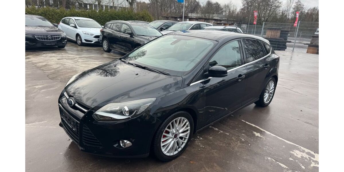 Ford Focus 104.000 km 3.900 &euro; Detmold 32758