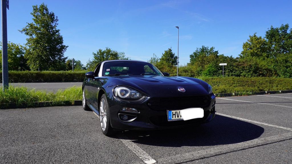 Fiat 124 Spider 80.000 km 15.600 € Falkensee 14612