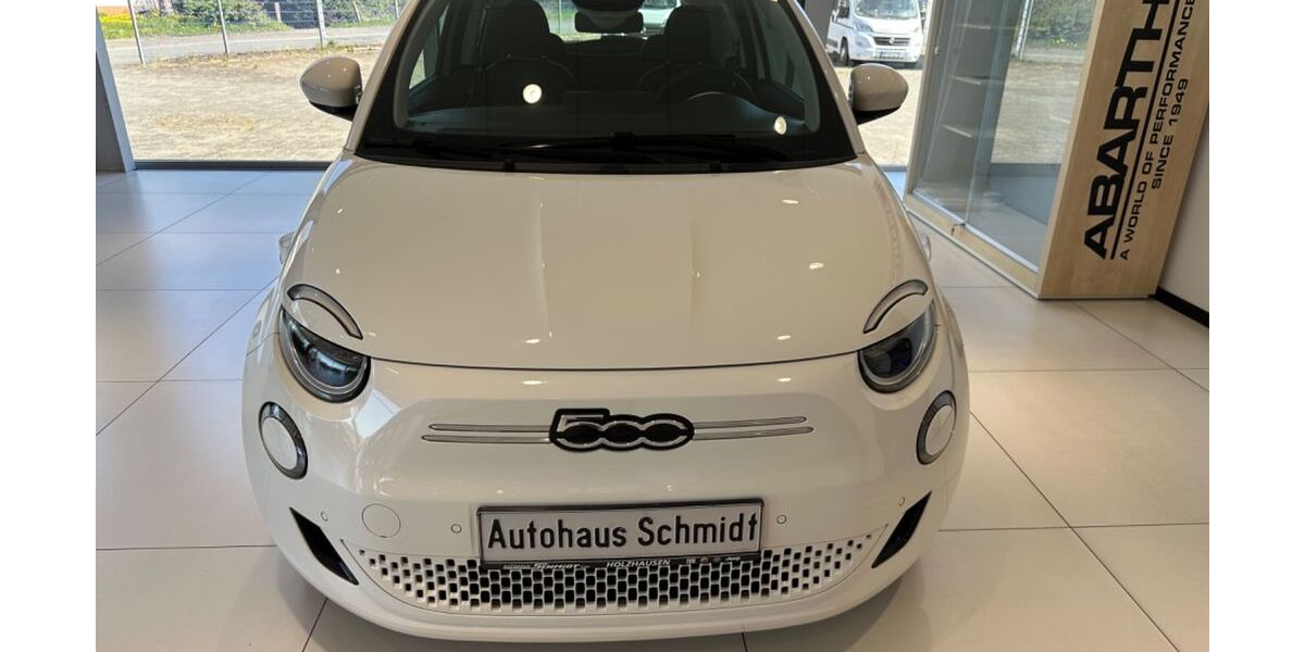 Fiat 500e 13.080 km 20.990 &euro; Dautphetal 35232