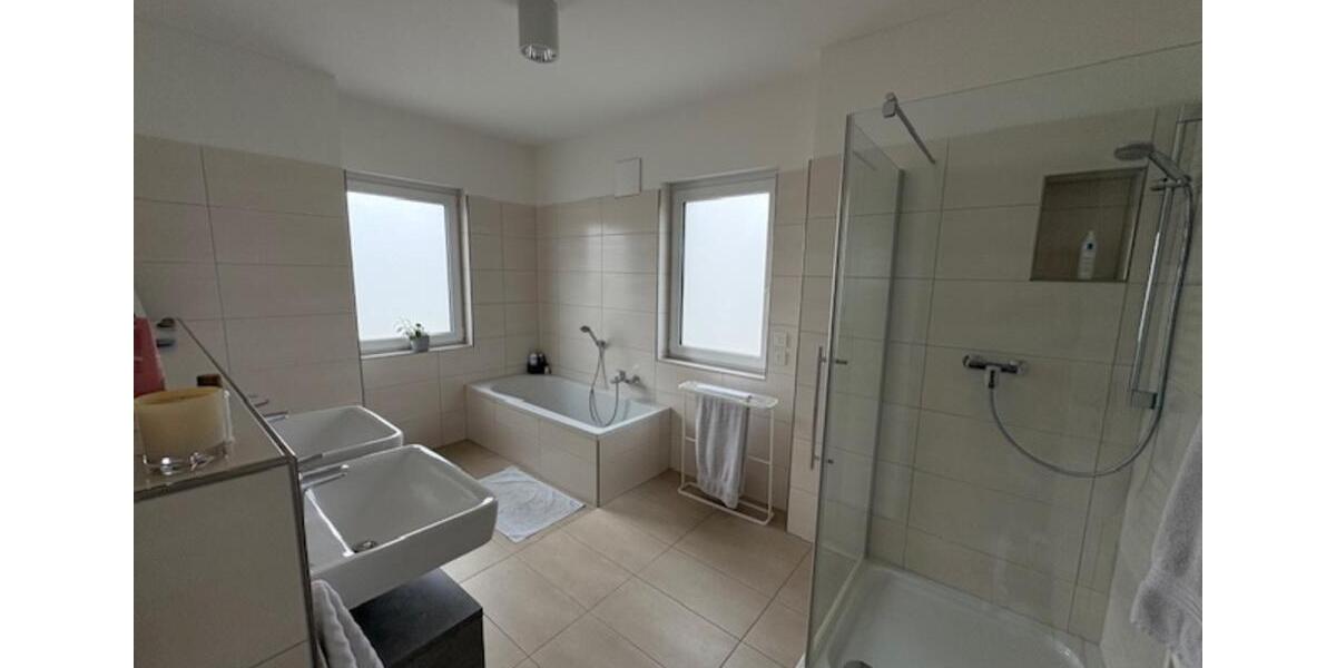 Einfamilienhaus Weingarten (Baden) - 5 Zimmer, 135 m&sup2;, 945.000&euro; | Angebot:25648103