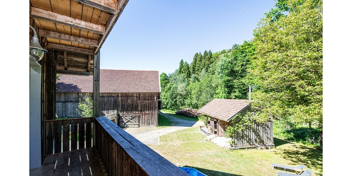Lichtdurchflutetes Zuhause mit zwei Balkonen und viel Raumgefühl - Etagenwohnung Waldmünchen / Geigant Geigant | Angebot:26837319